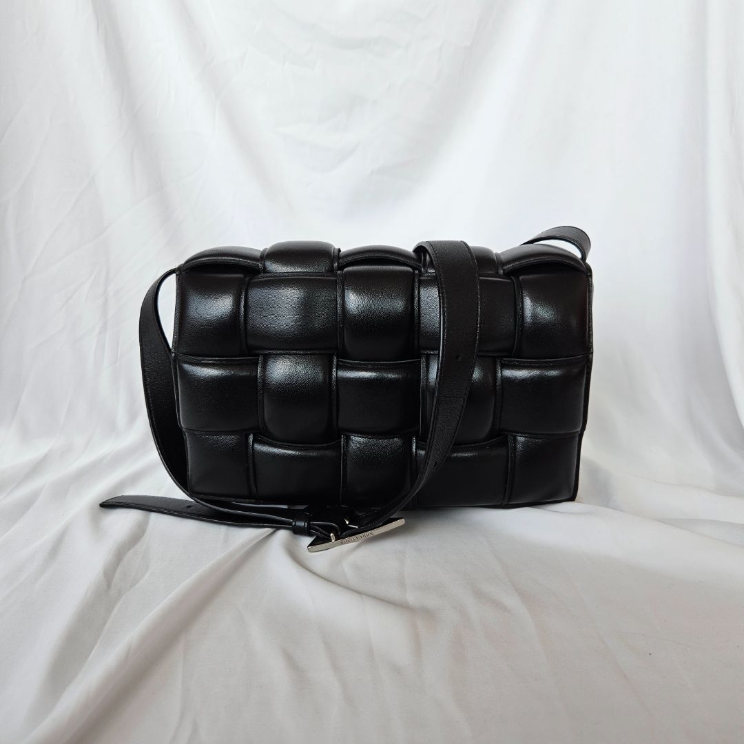 Bottega Veneta Cassette medium padded intrecciato leather shoulder bag