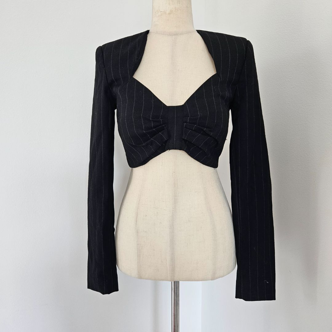 Rony & Kobo pin striped crop wool top