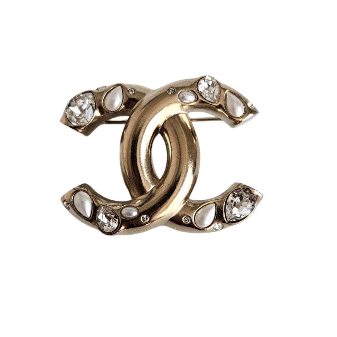 Chanel Gold Tone CC Logo Strass 2021 Brooch