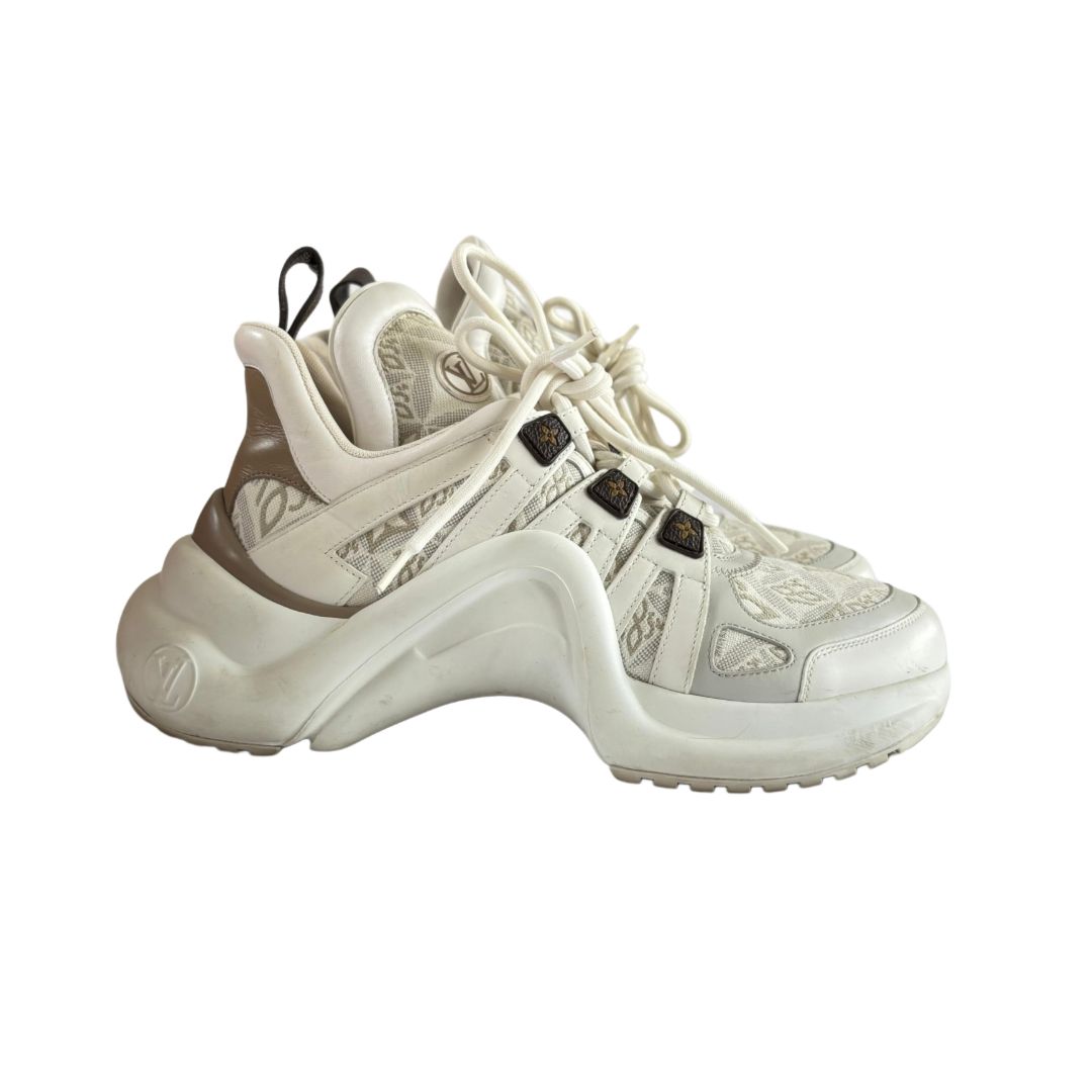 Louis Vuitton White LV Logo Archlight Leather & Canvas Sneaker, Size 39