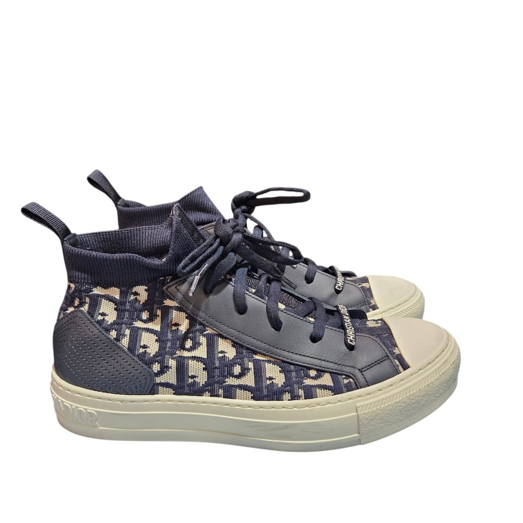 Christian Dior B23 High-Top White/Navy Dior Oblique Canvas Sneaker, Size 38.5