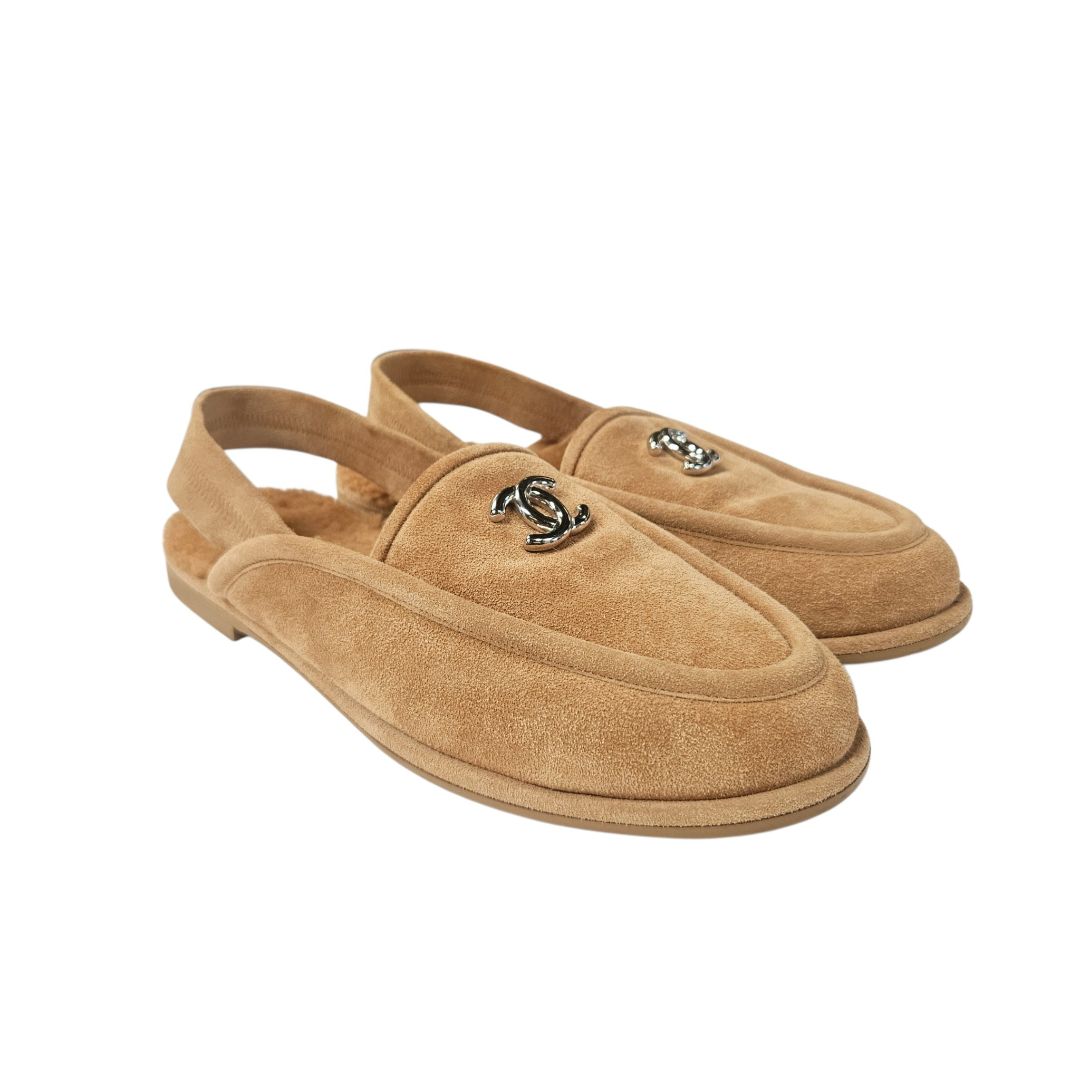 Chanel 25A Tan Suede Shearling CC Moccasin Ballet Slingback Flat Loafer, Size 40C