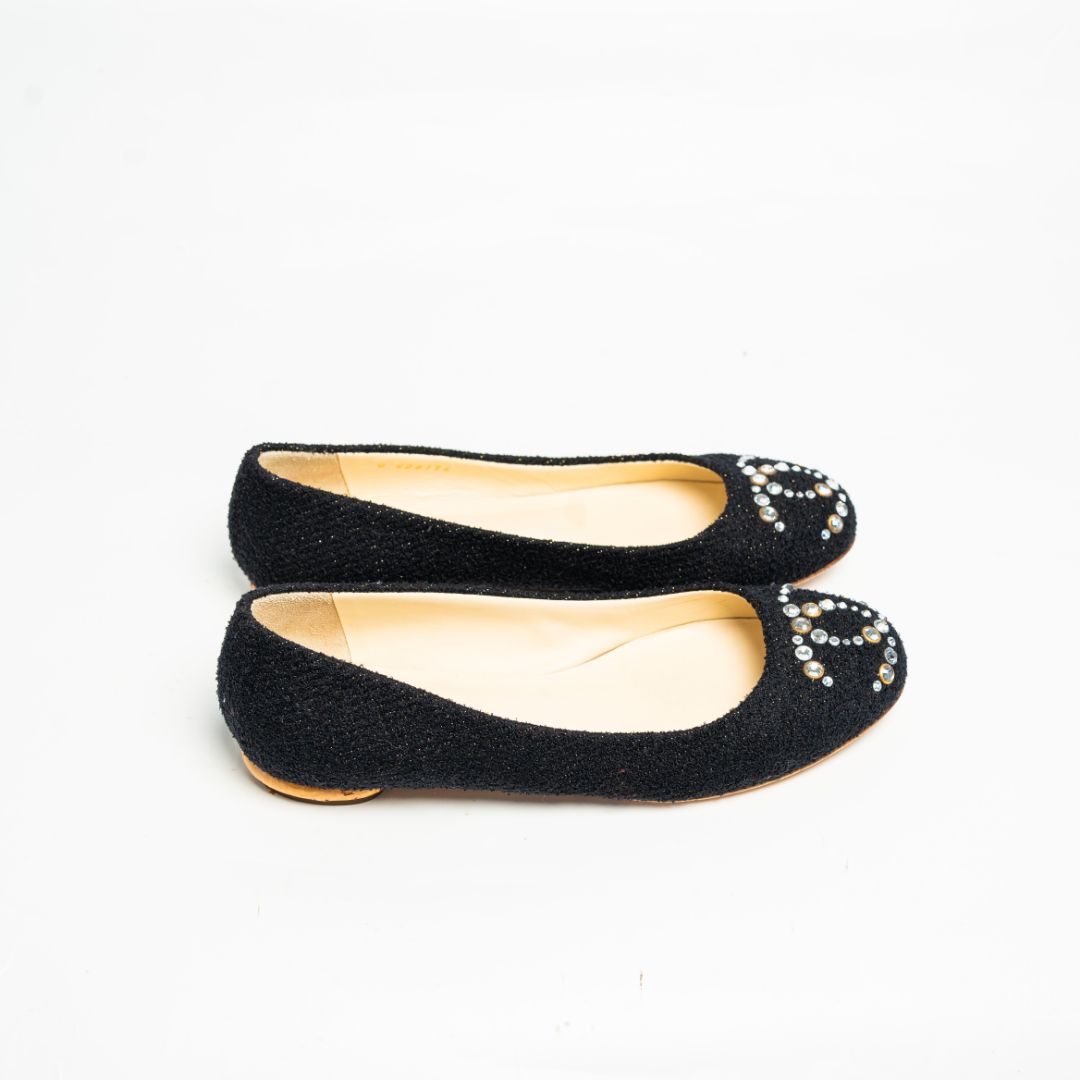 Chanel Black Tweed Ballerina with CC crystal on Vamp, 38