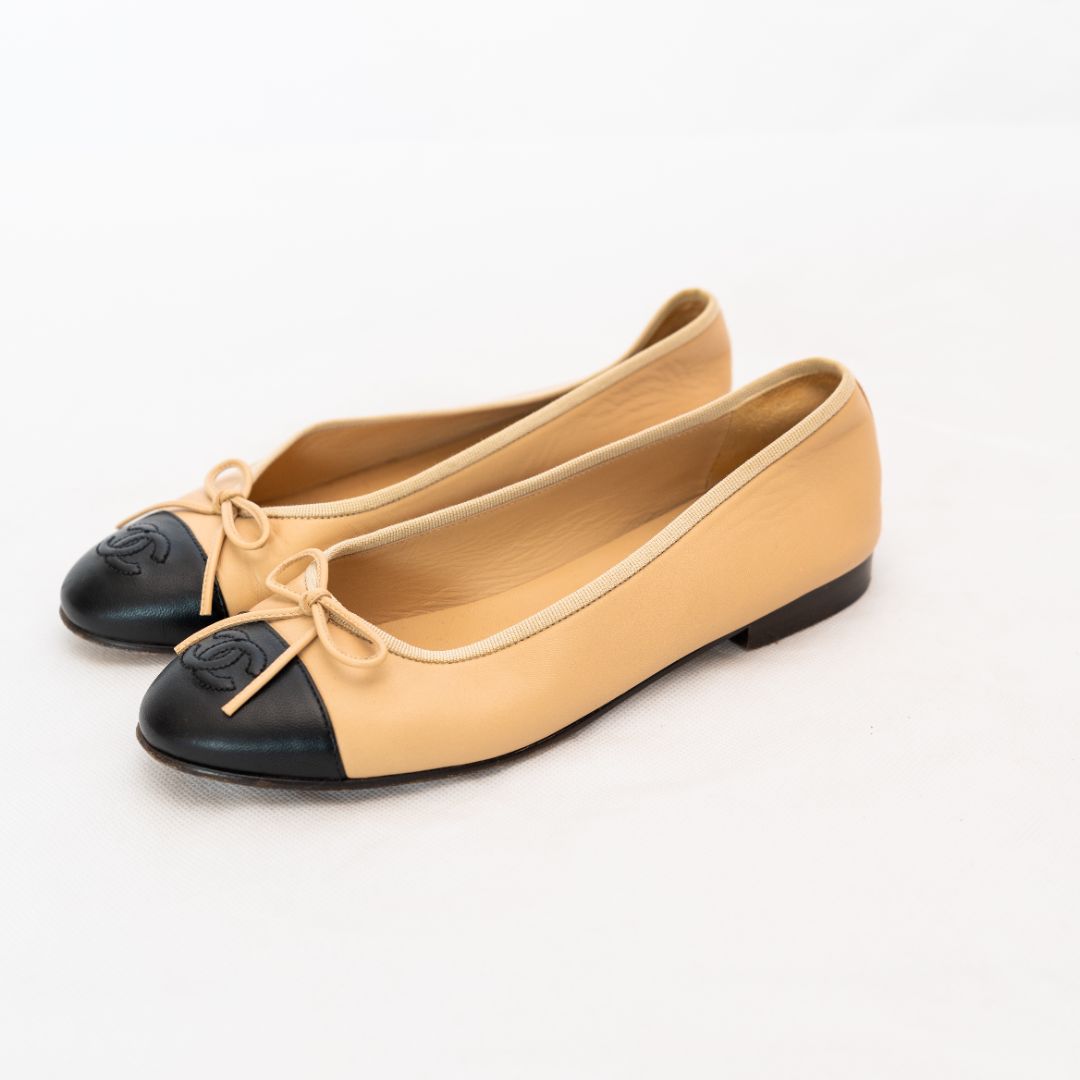 Chanel Classic Nude and Black Cap Toe Ballerina Flats 37.5