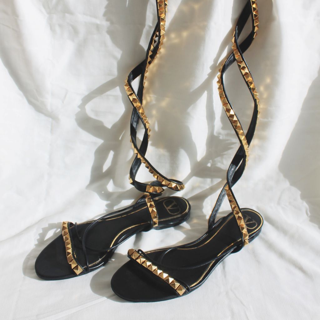 Valentino Rockstud No limit flat sandals, size 39