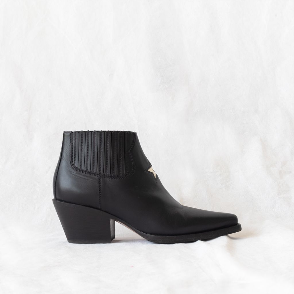 Christian Dior 'L.A.' ankle boot, 38