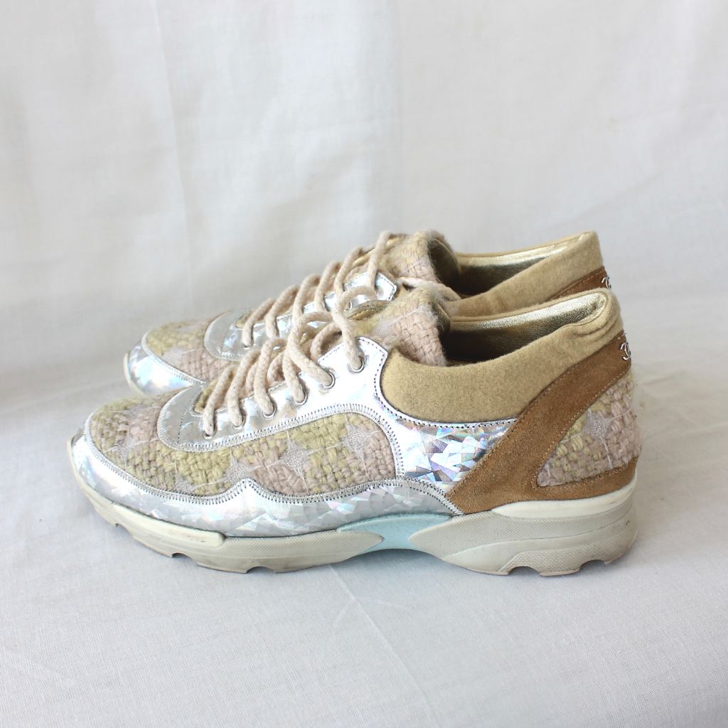 Chanel beige tweed sheakers with silver leather, 40.5