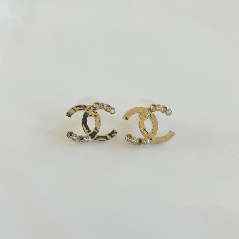 Chanel CC Coco gold stud earrings