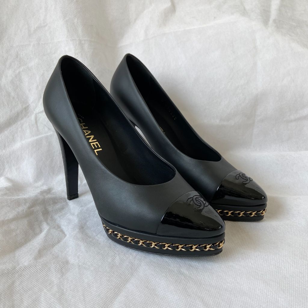 Chanel black patent with chain detail pumps, Women's 38.5 C - BOPF | Business of Preloved Fashion
