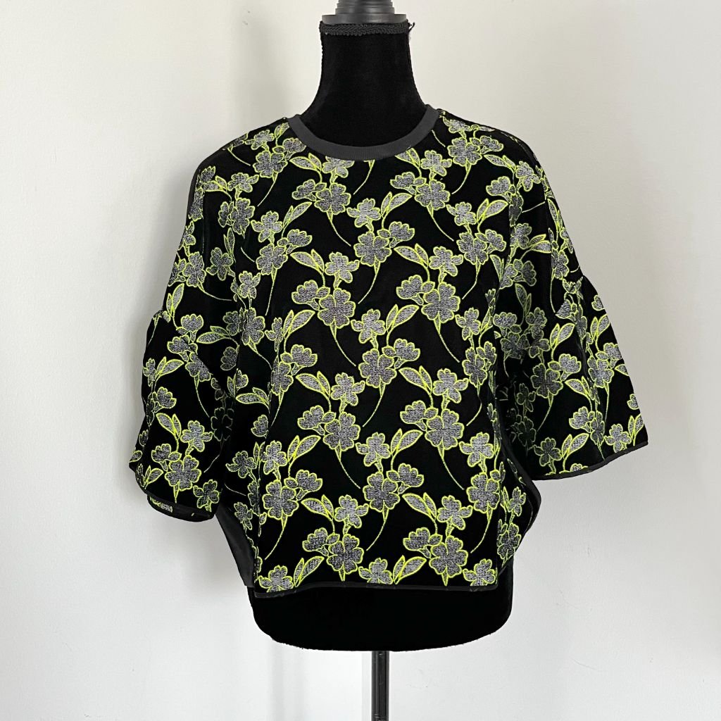 Giambattista Valli Black Floral Print Crop Top - BOPF | Business of Preloved Fashion
