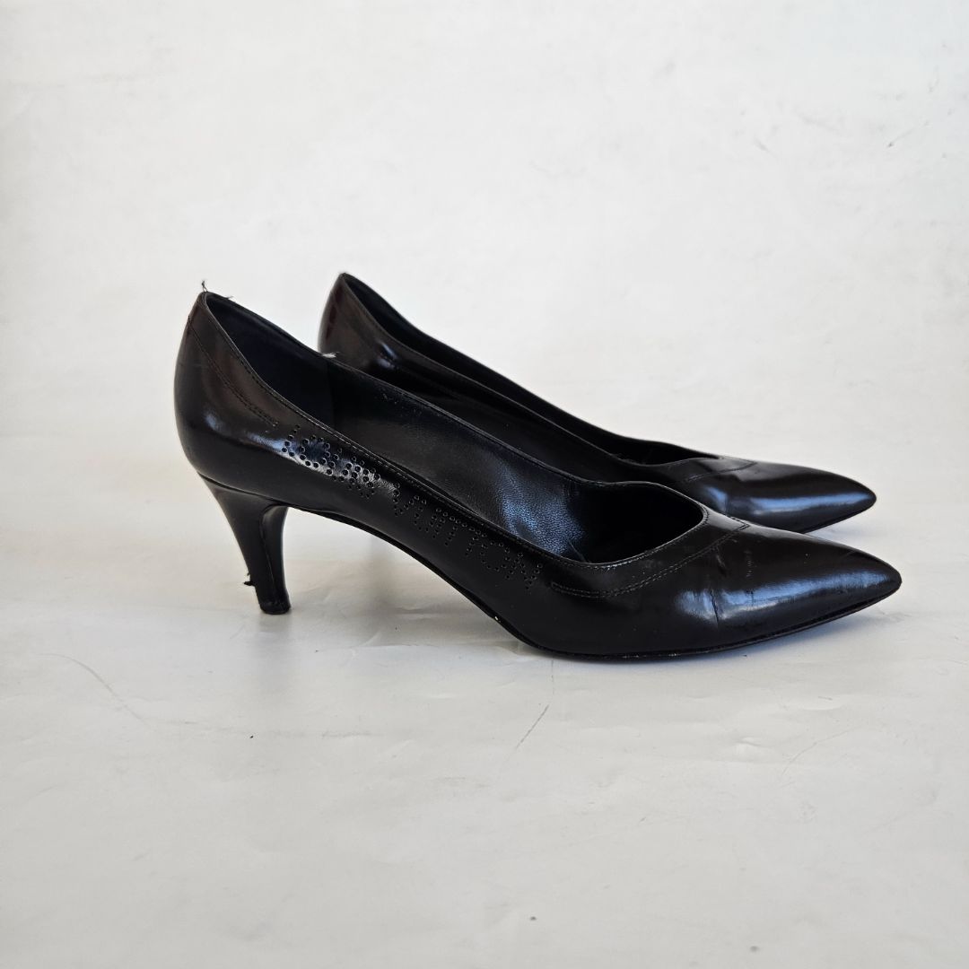 Louis Vuitton Black Almond Toe Low Heel Pumps, 36.5