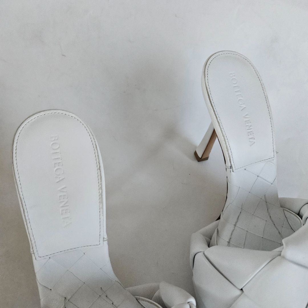 Bottega Veneta White Quilted Leather Lido Slide Sandals, 37.5