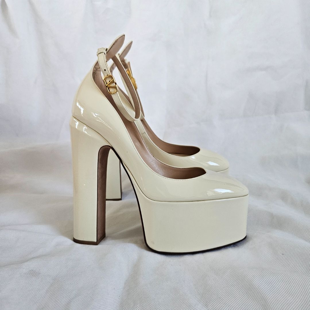 Valentino Garavani Tan-Go VLogo Platform Pumps, 38