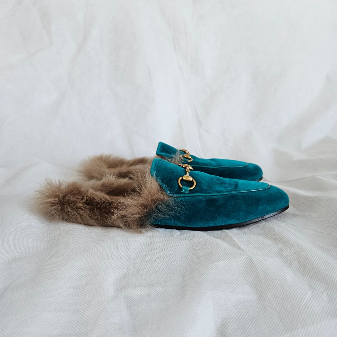 Gucci velvet fur lined princetowns, 39