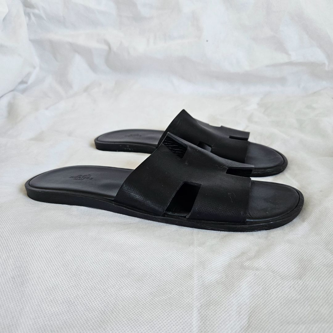 Hermes Black Leather Izmir Flat Sandal, 43 - BOPF | Business of