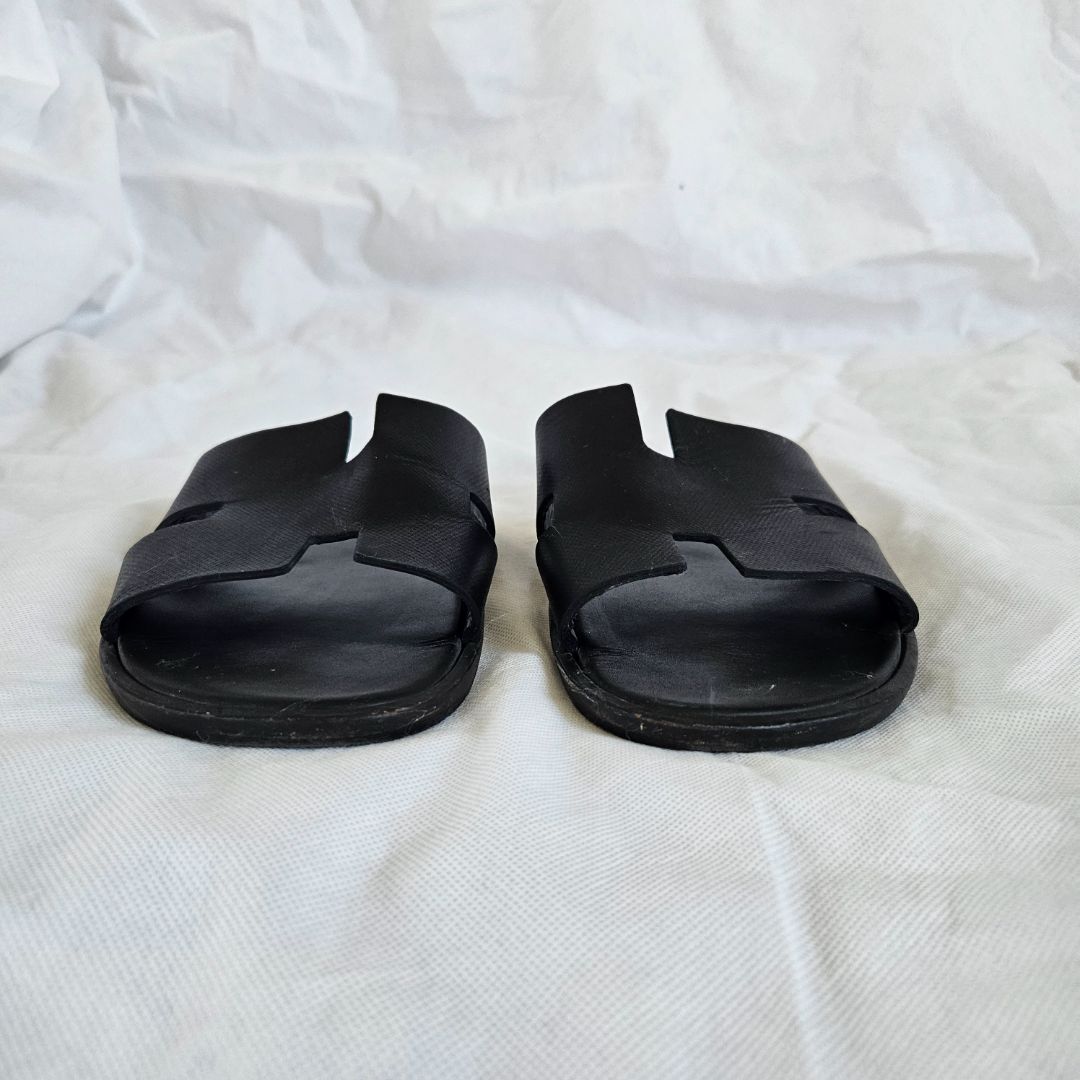 Hermes Black Leather Izmir Flat Sandal, 43