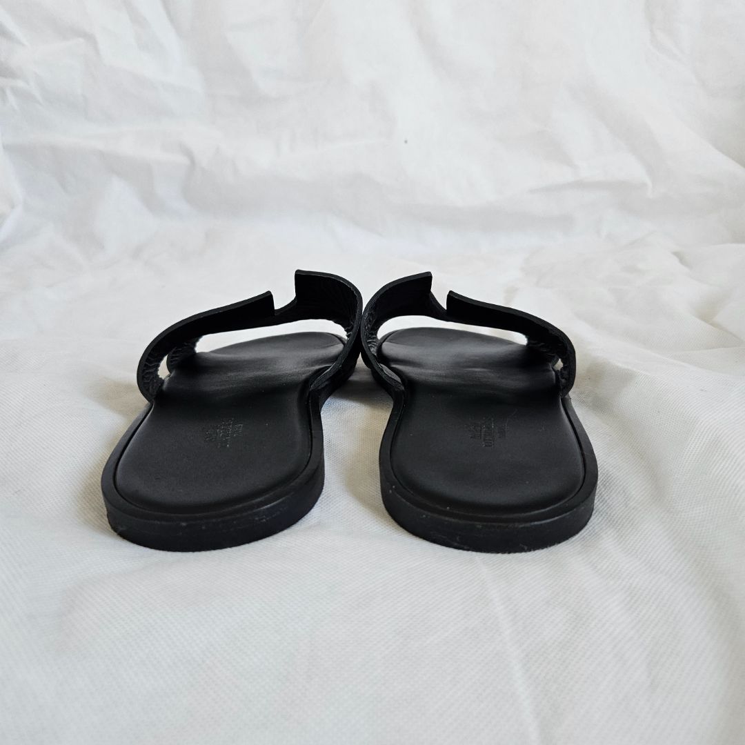 Hermes Black Leather Izmir Flat Sandal, 43