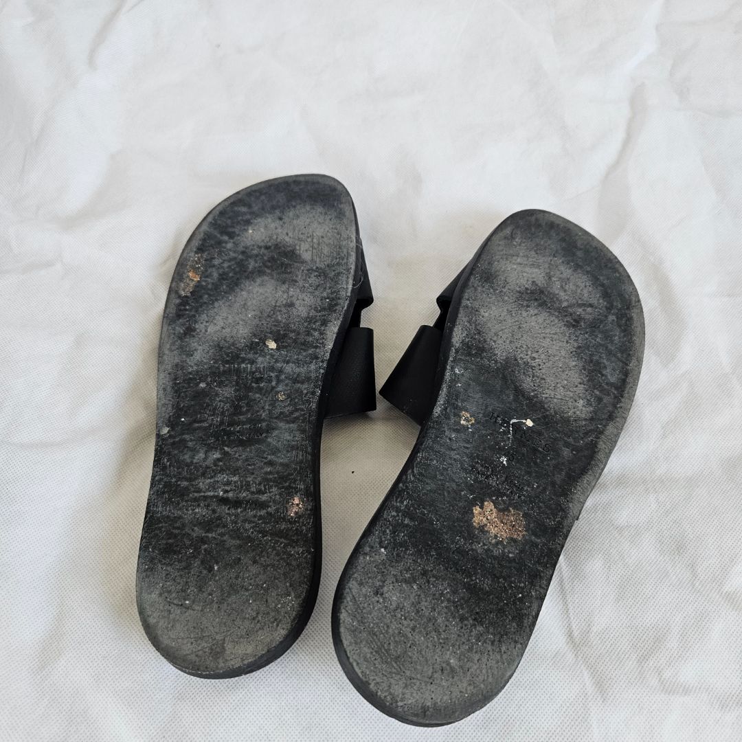 Hermes Black Leather Izmir Flat Sandal, 43