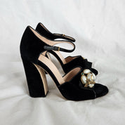 Gucci Black Velvet Chunky Sandals with Pearl Embellishment, 40