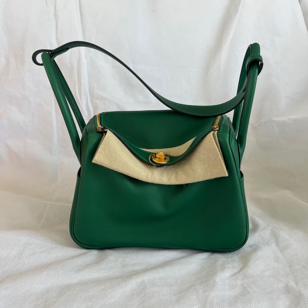 Hermès 26 Lindy Verty Moyen Shoulder Bag