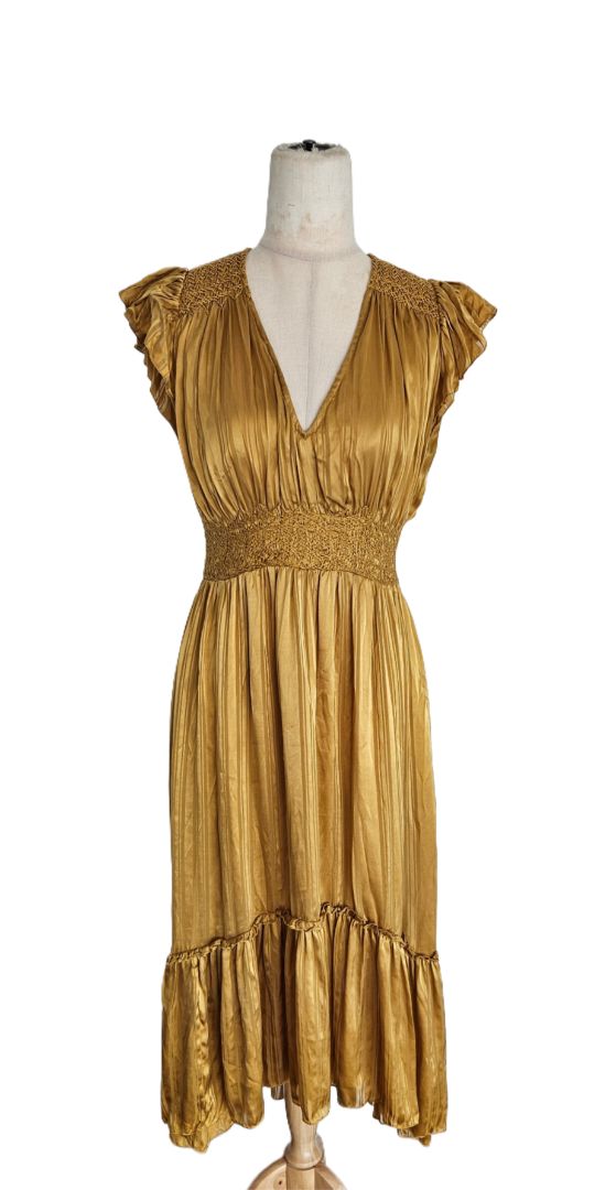 sequin dress gold Reagan Fitted Sequin Dress - Gold Metallic Treasure Box Sequin Knit – The  Islands main image 1