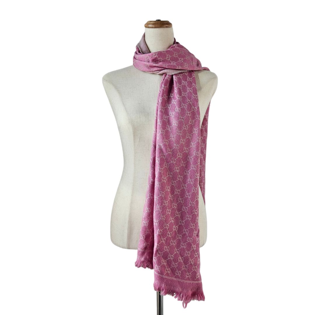 Gucci pink GG wool scarf