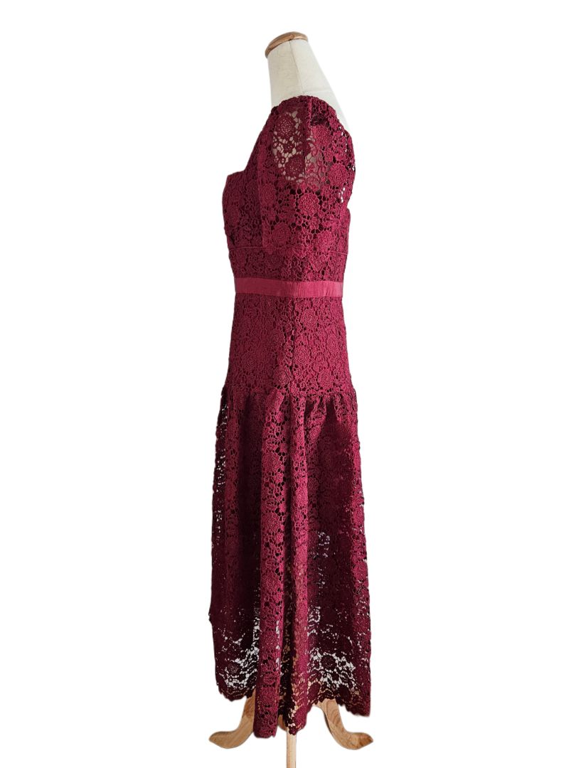 self portrait red embroidered midi dress Self-Portrait Red Embroidered Midi Dress - Meghan Markle Dresses