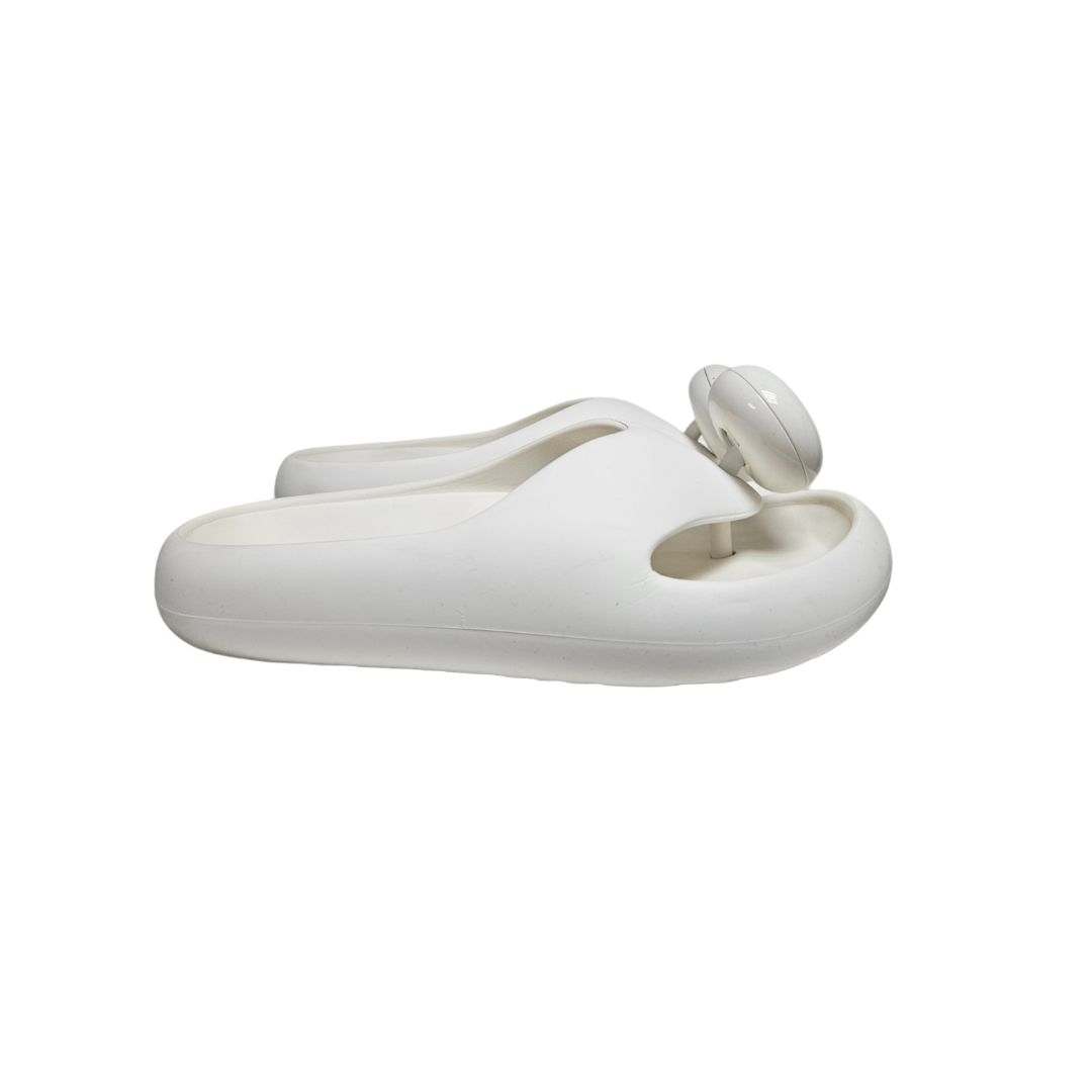 Loewe White Rubber Pebble-Detail Thong Flip-Flops, size 38