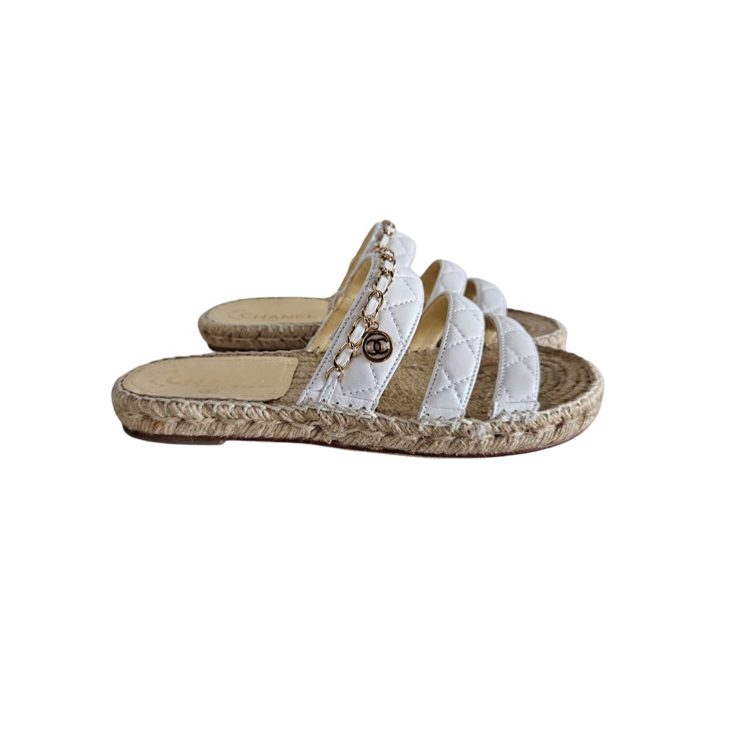 Chanel White CC Chain Link  Espadrille Flats Sandal, size 38