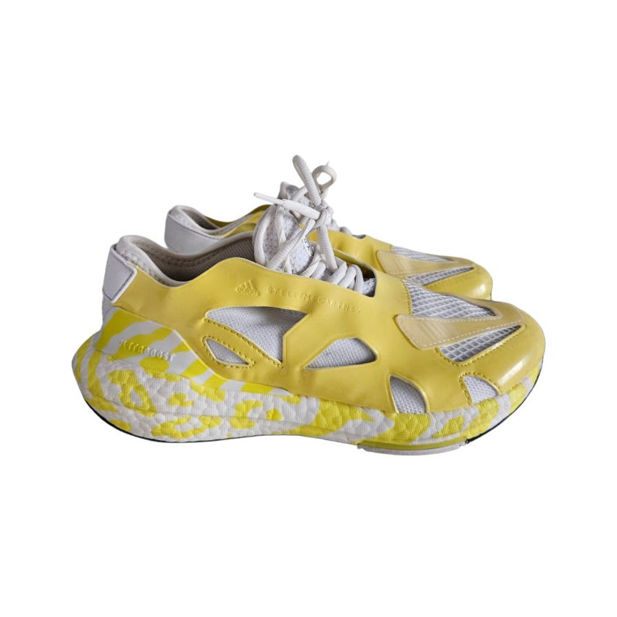 Adidas by Stella McCartney Yellow & White Ultraboost 22 Sneakers, 42.5