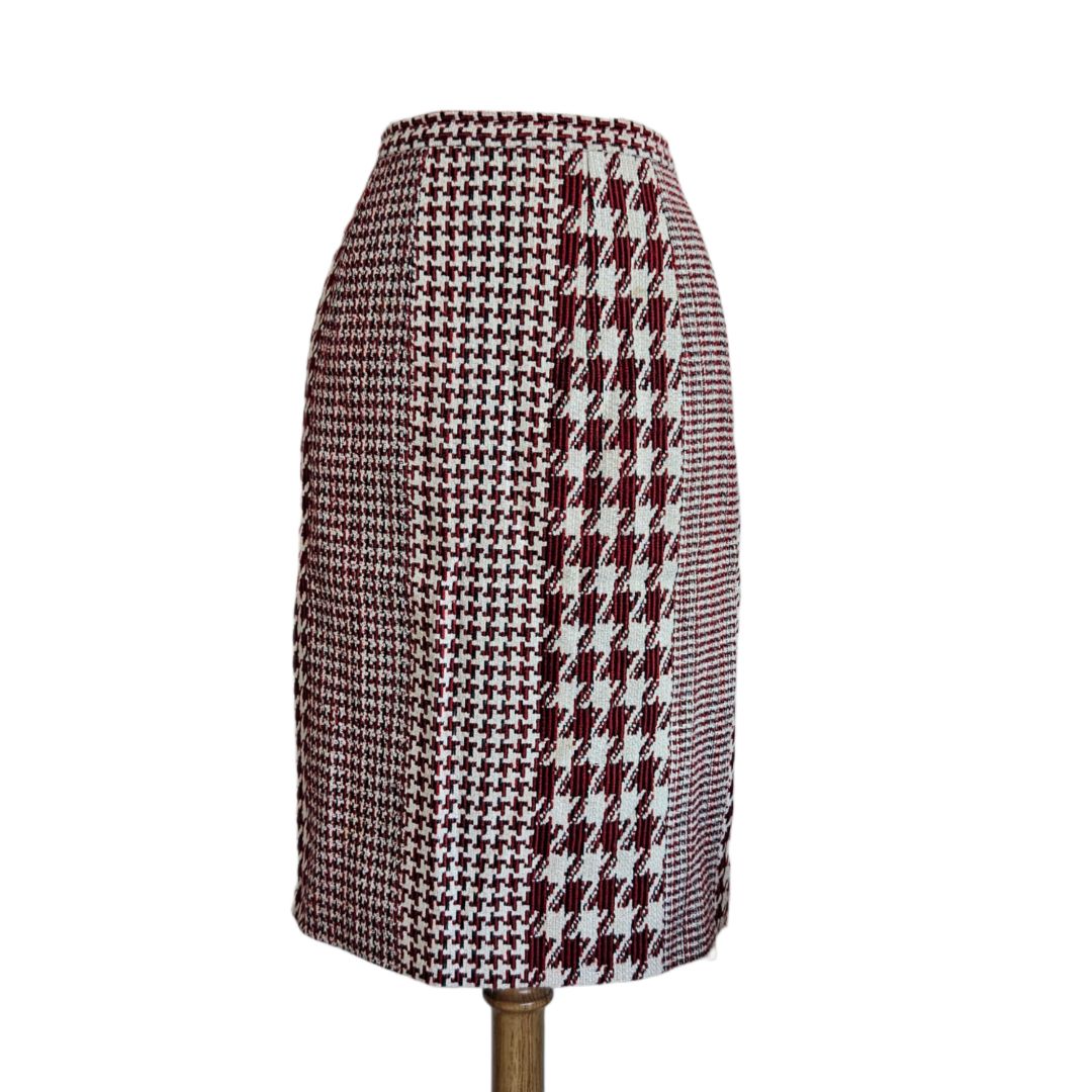 Oscar dela Renta Red and White Houndstooth Pencil Skirt