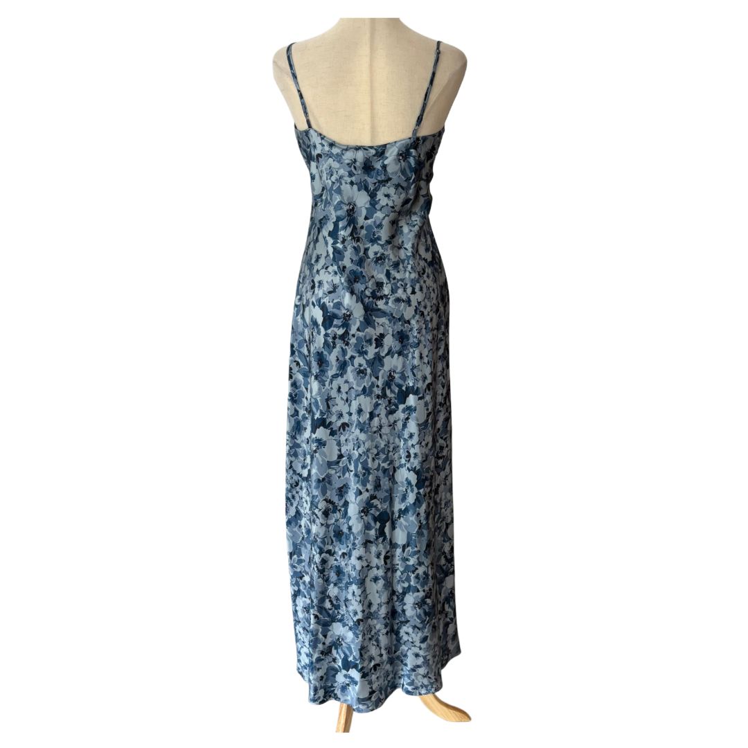 reformation blue floral dress Reformation 100% Linen Davila Puff Sleeve Blue Floral Smocked Midi Dre Natural Fiber Closet