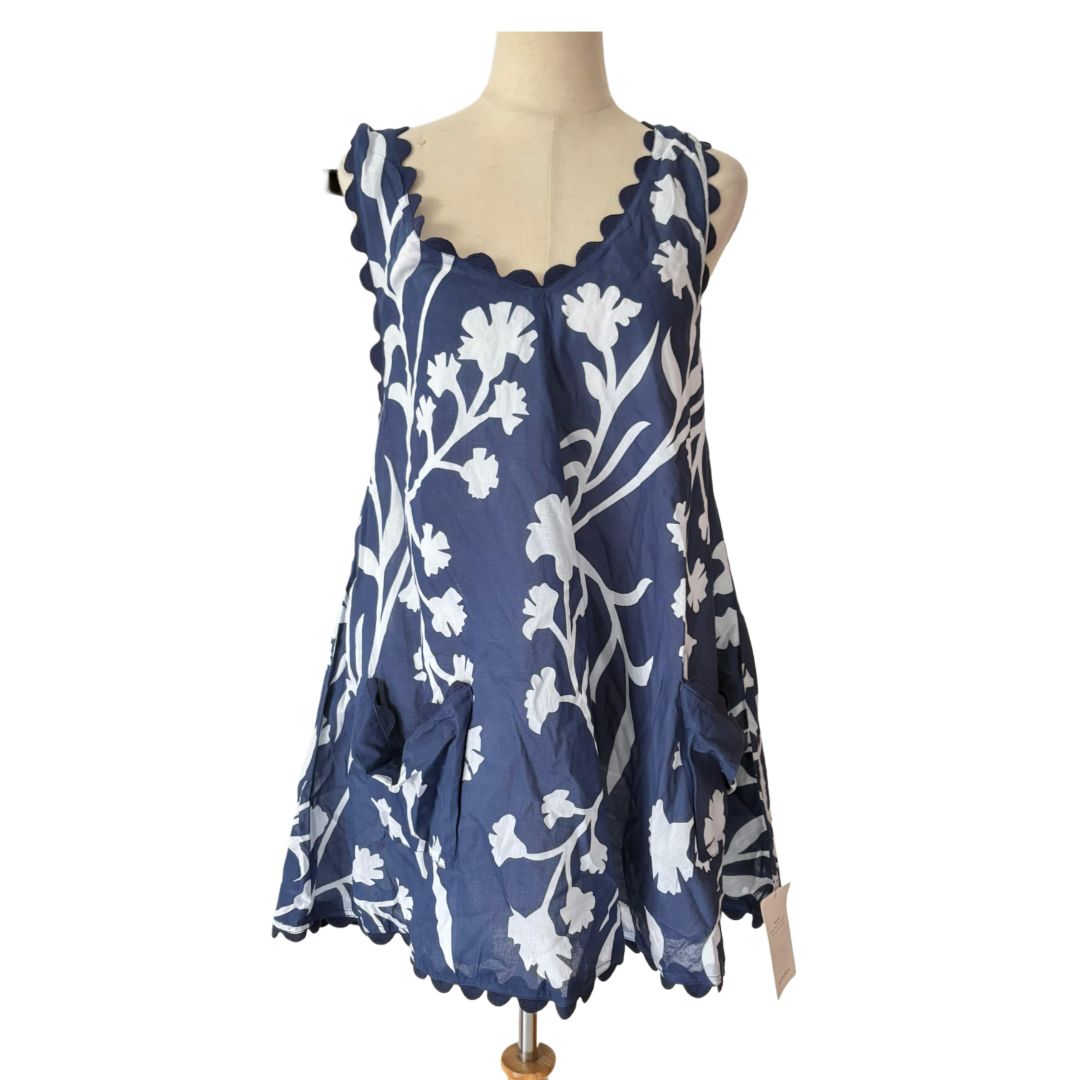 Juliet Dunn Navy and White Floral Print Sleeveless Mini Dress