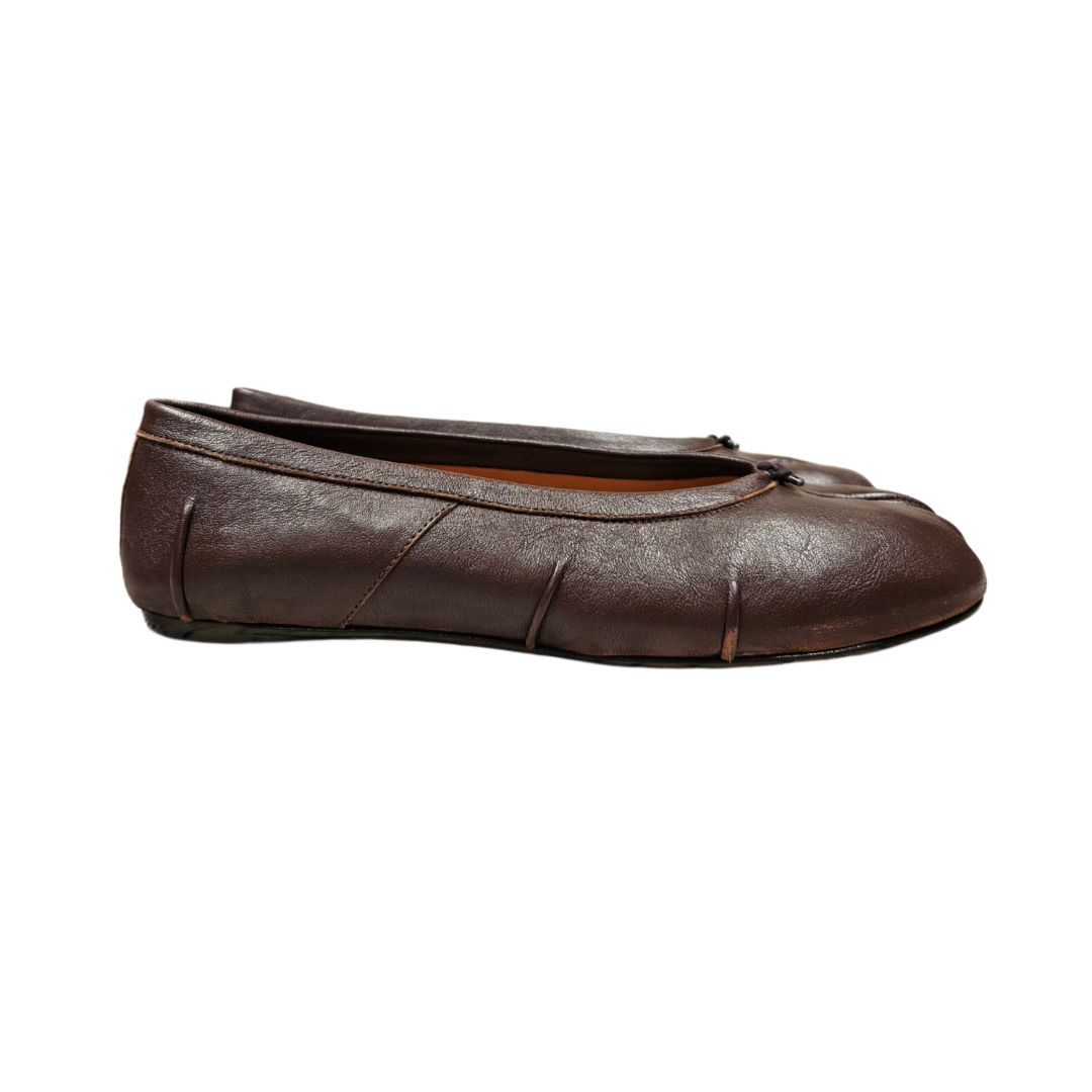 omochi【Maison Margiela】Tabi バレエ　35.5 MAISON MARGIELA Tabi frayed split-toe leather ballet flats | NET-A