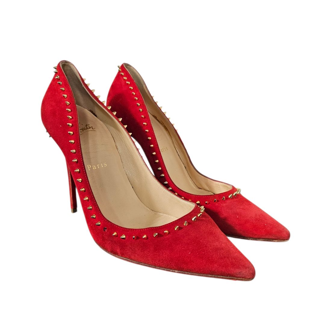 Christian Louboutin 赤 スエード ハイヒール　ほぼ新品 Christian Louboutin Red Suede Spikes Pointed Toe Pumps, Size 39