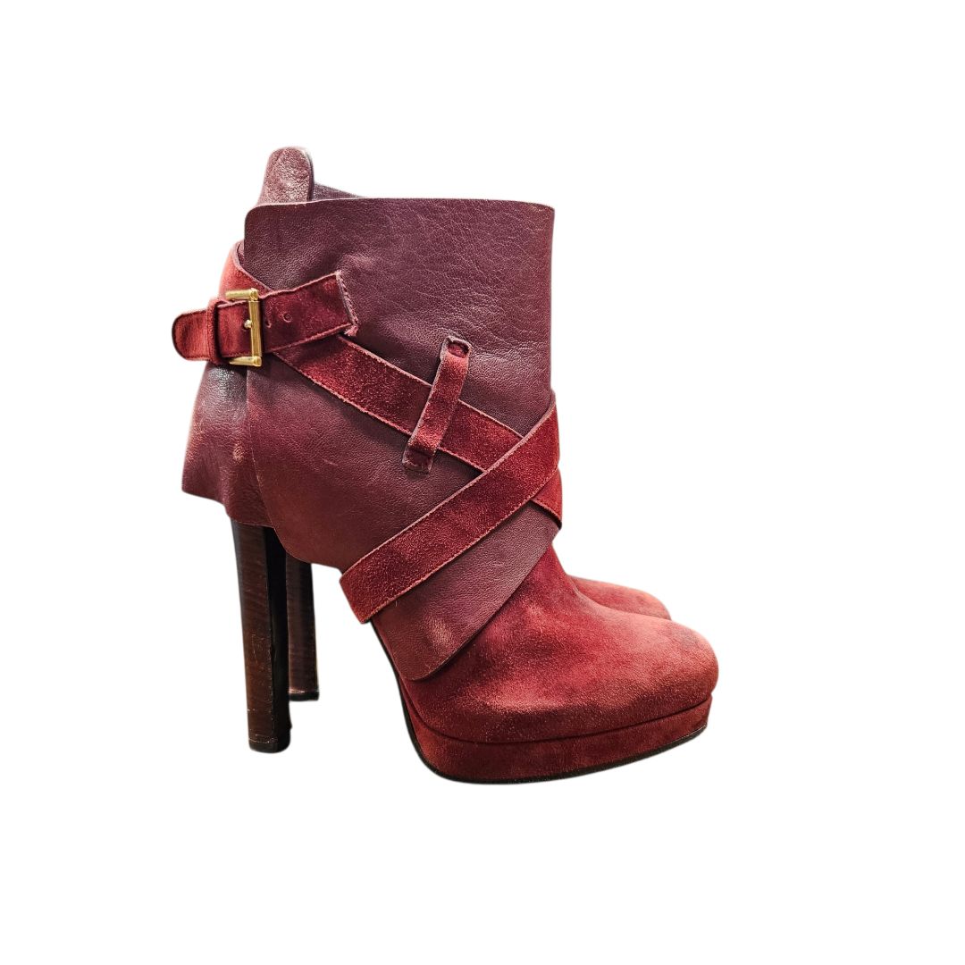 Alexander McQueen Maroon Suede and Leather Ankle Bootie Size 38