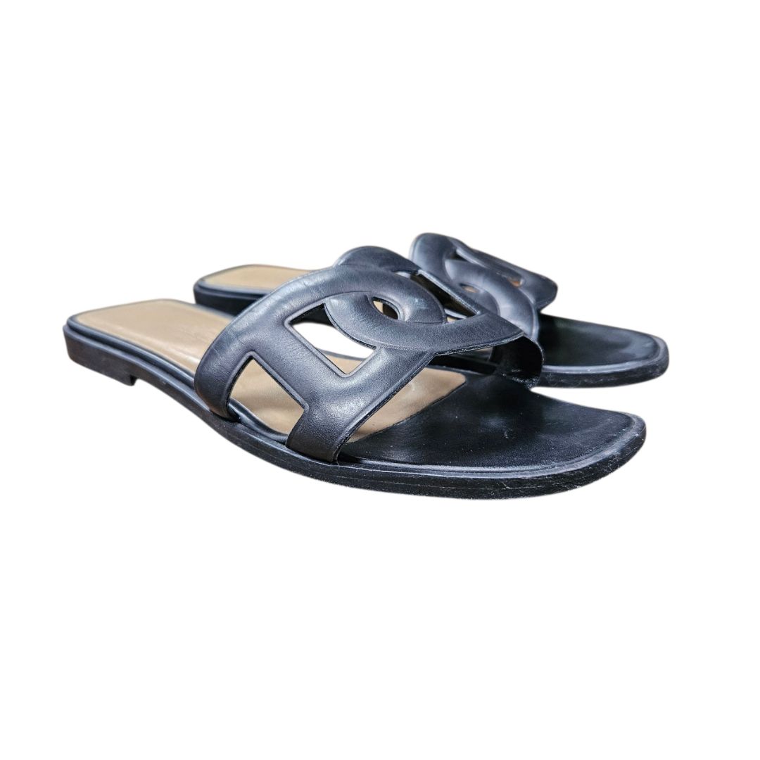 Hermès Aloha Black Leather Flat Slides, Size 35.5
