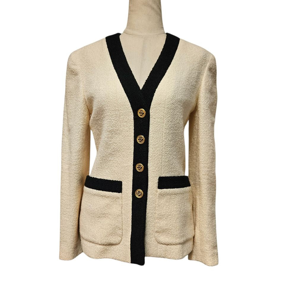 Chanel Boutique Classic Tweed Jacket Cream Black CC Gold Buttons
