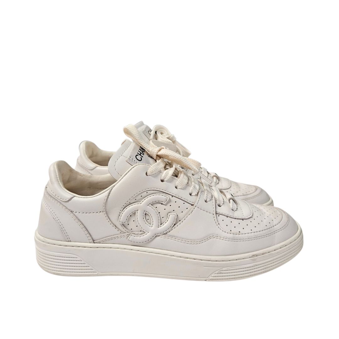 Chanel White Calfskin Low-Top Sneakers Size 38