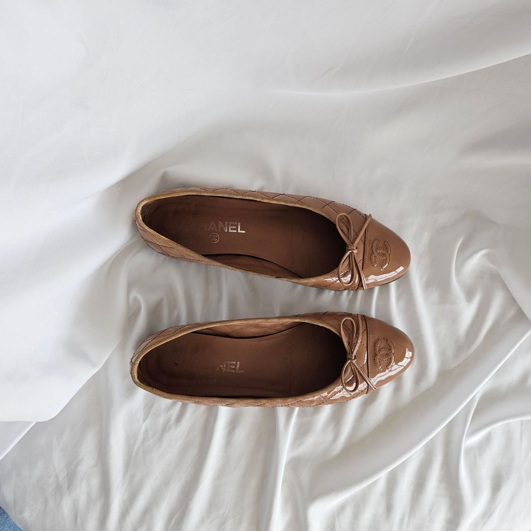 Chanel patent leather quilted ballerina flats, 39.5