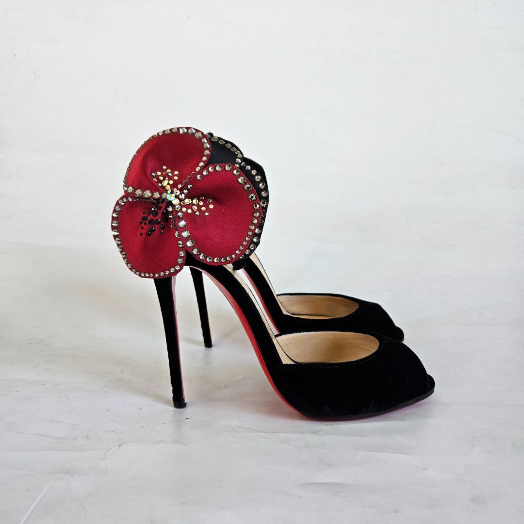 【極美品】Christian Louboutin バレエシューズ ベロア　25㎝ Christian Louboutin black velvet Pensamoi sandals - BOPF