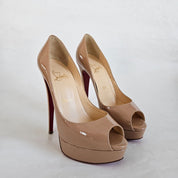 Christian Louboutin nude patent leather platform peep toe pump