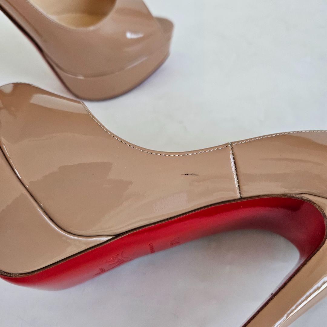 Christian Louboutin nude patent leather platform peep toe pump