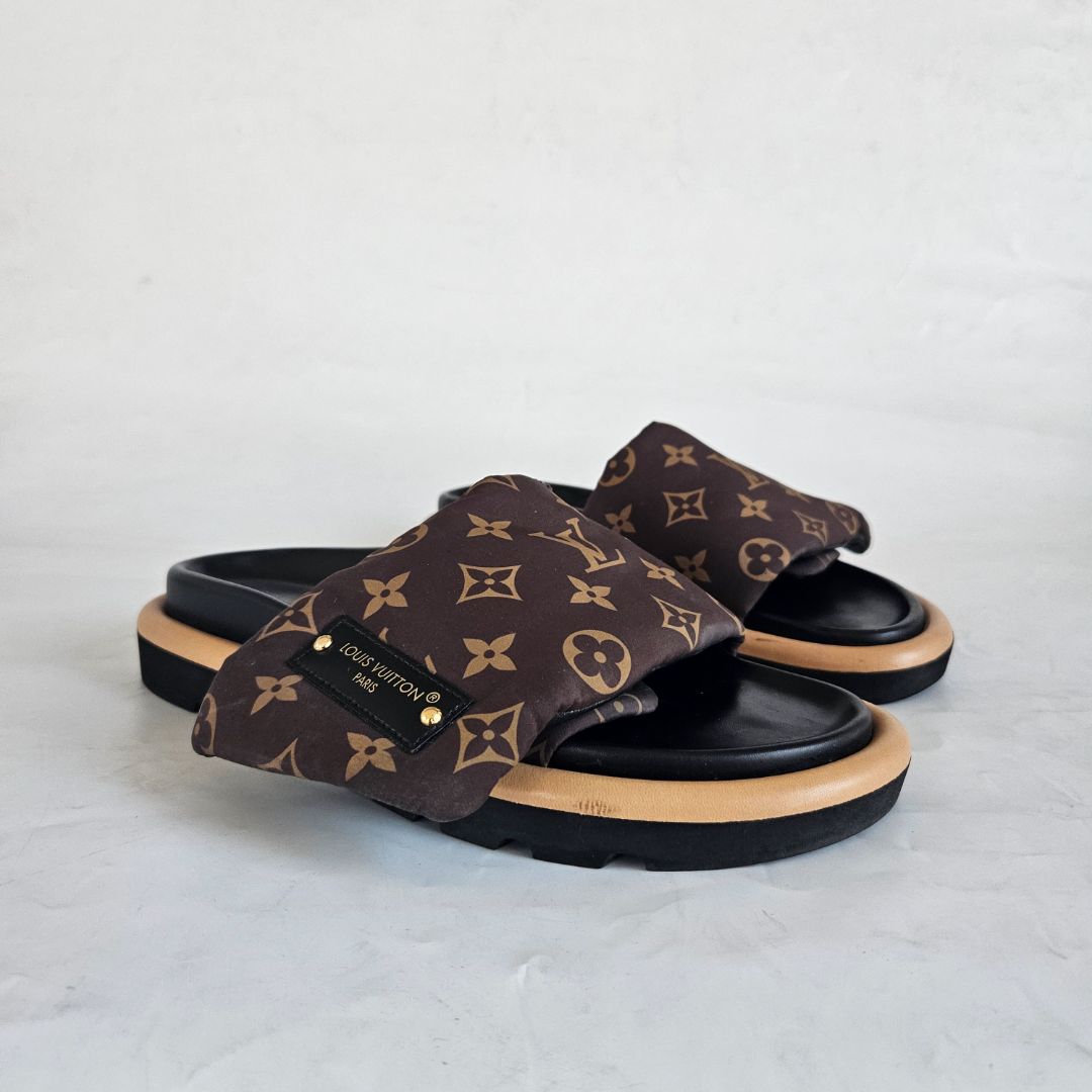 Louis Vuitton Pool Pillow Flat Comfort Mules, 38 - BOPF
