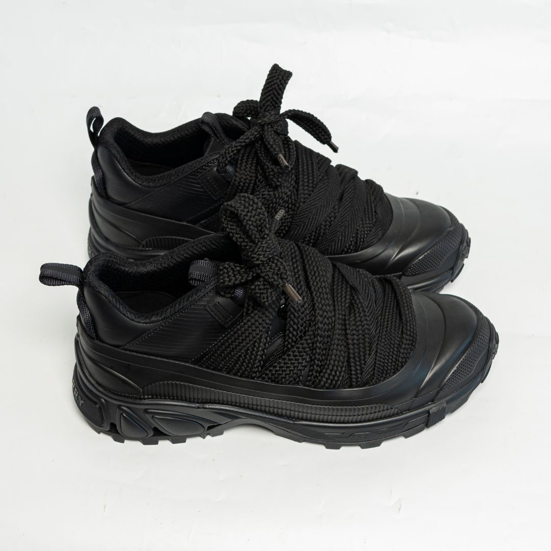 Burberry Black Arthur Sneakers, 42