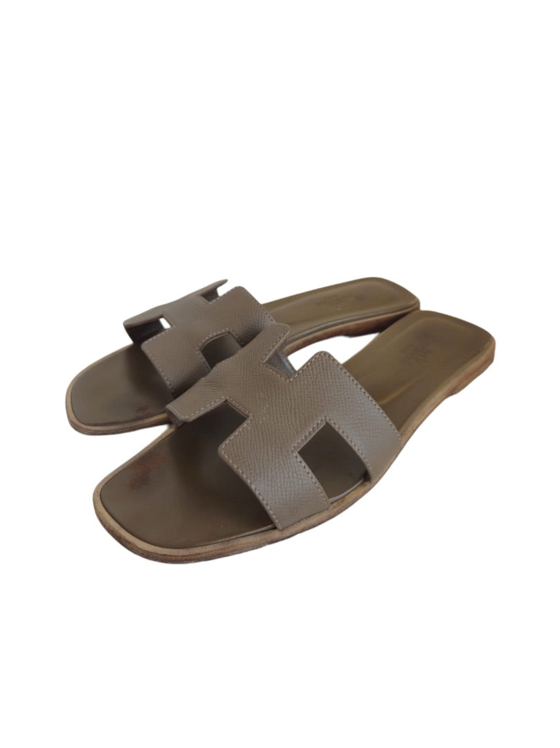 Hermes Etoupe Leather Oran Sandal