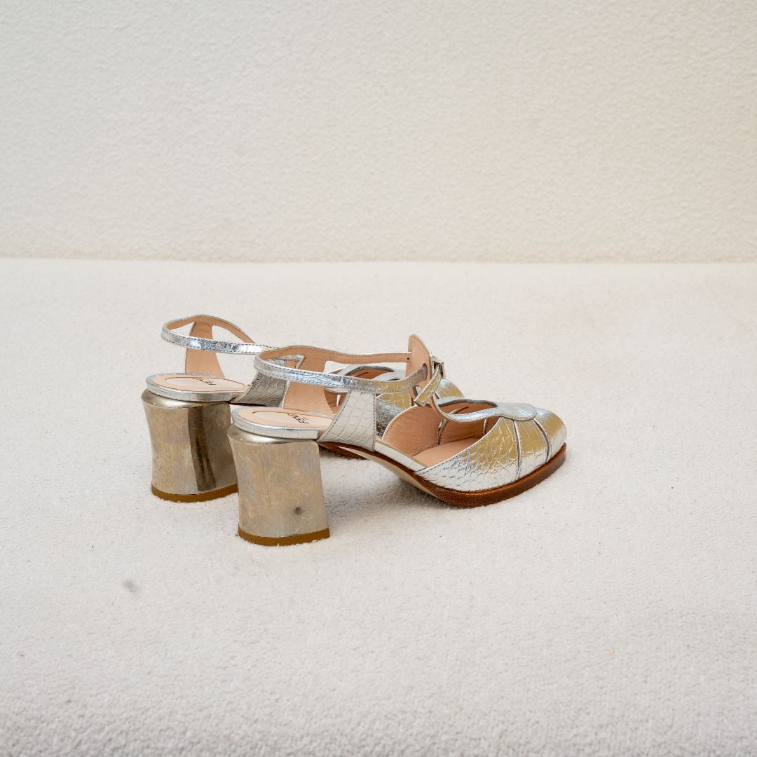 Fendi Metallic Silver Leather Chameleon Ankle Strap Sandals, 38