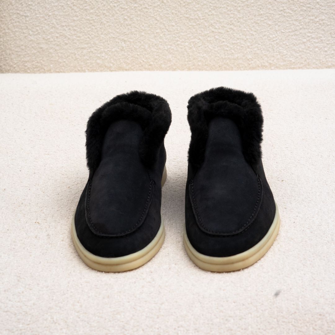 Loro Piana Navy Suede and Fur Open Walk Chukka Boots, 38