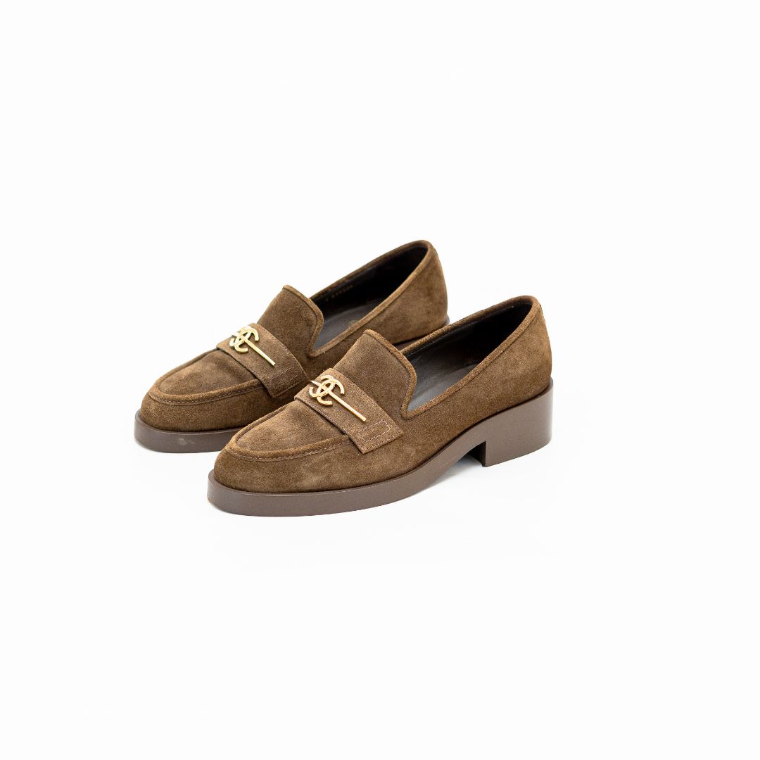 Chanel suede moccasins, 37.5C