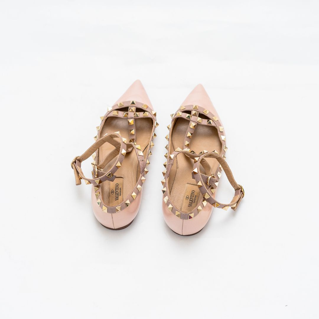 Valentino Beige Patent Leather Rockstud Flats, 37